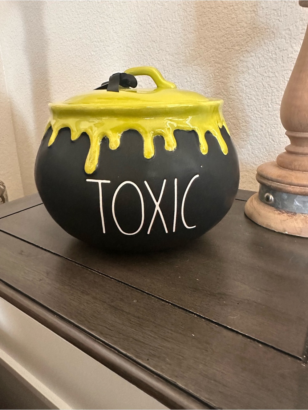 Rare!!! Black Jar with Yellow Drip Lid TOXIC Halloween